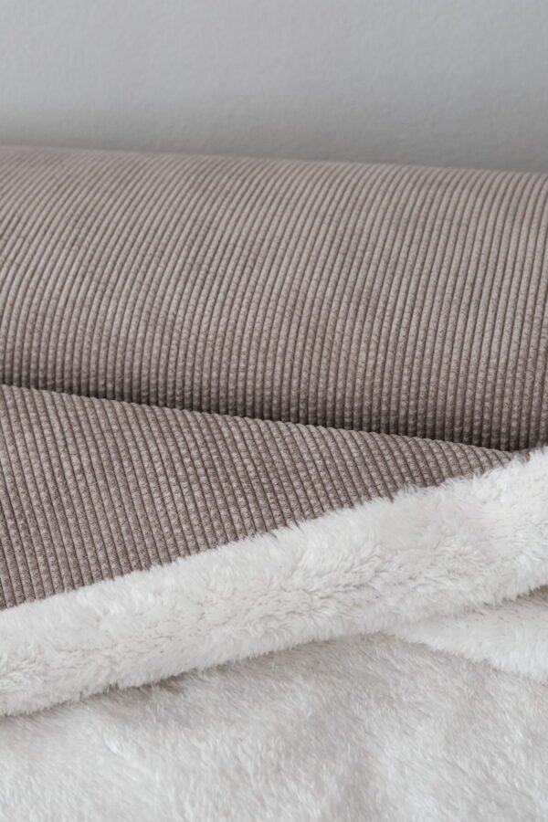 Kuschelfell-Breitcord Grau-Beige – Bild 4